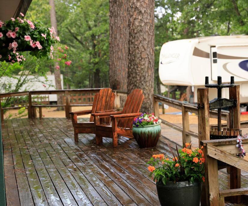 3 Bedroom Vacation Home Next To Silver Dollar City Бренсън Екстериор снимка